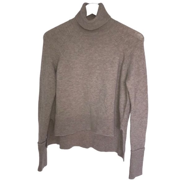 Cozy Beige Merino Alpaca Turtleneck Sweater - Picture 2 of 7